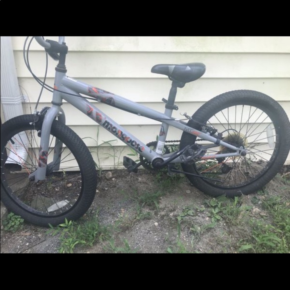 Bikes - Picture 2 of 3